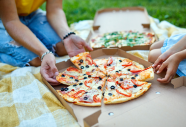 round pizza in square box